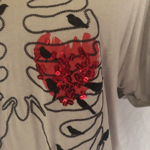 Top - Picture 2 of 3